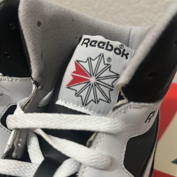 Reebok BB 5600 Archive - Black and White High-Top Sneakers - Picture 11 of 17